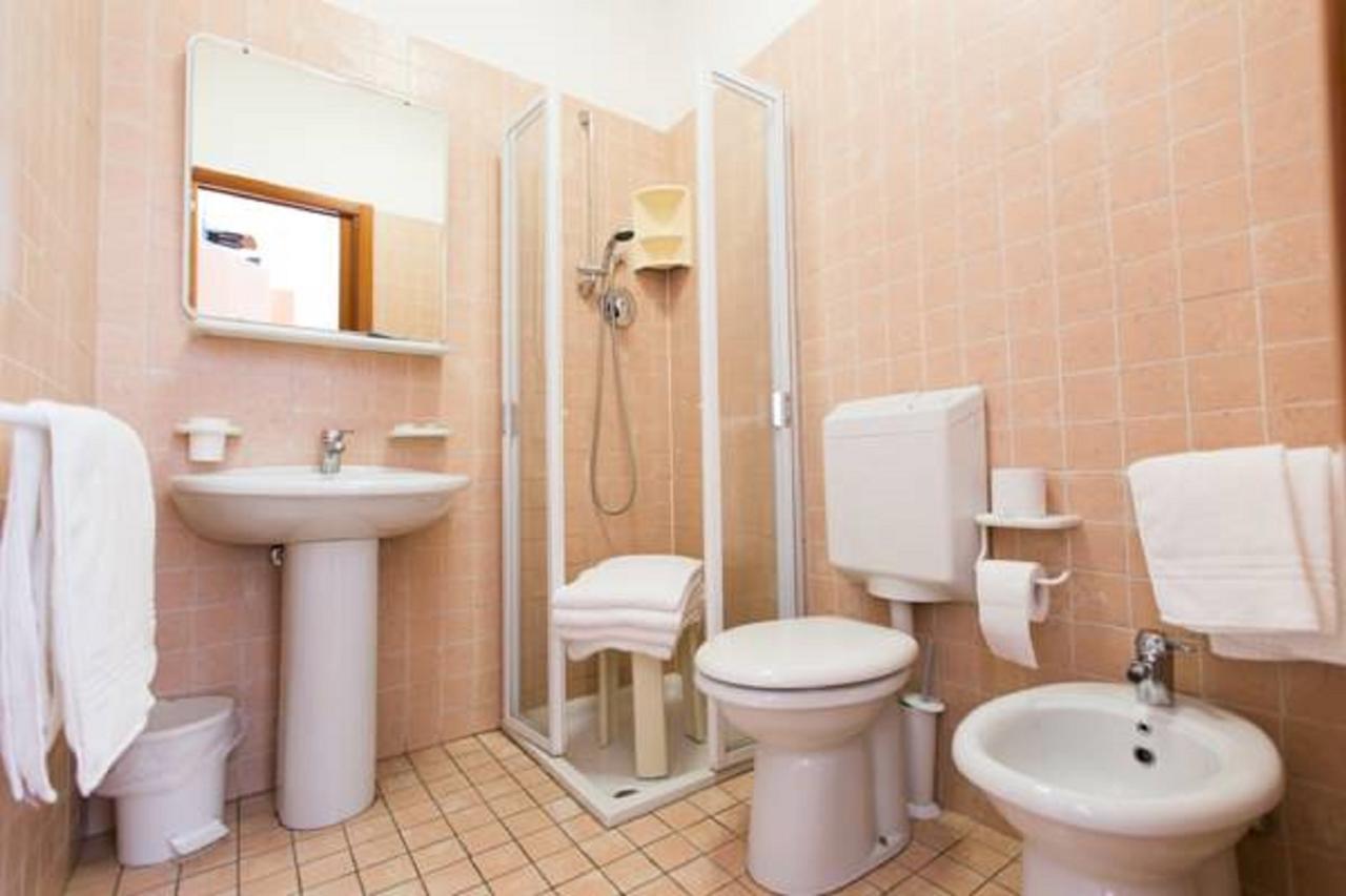 Albergo Cenni Savio di Ravenna Zewnętrze zdjęcie